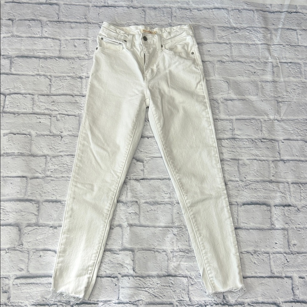 Levi’s 721 High Rise Skinny White Jeans